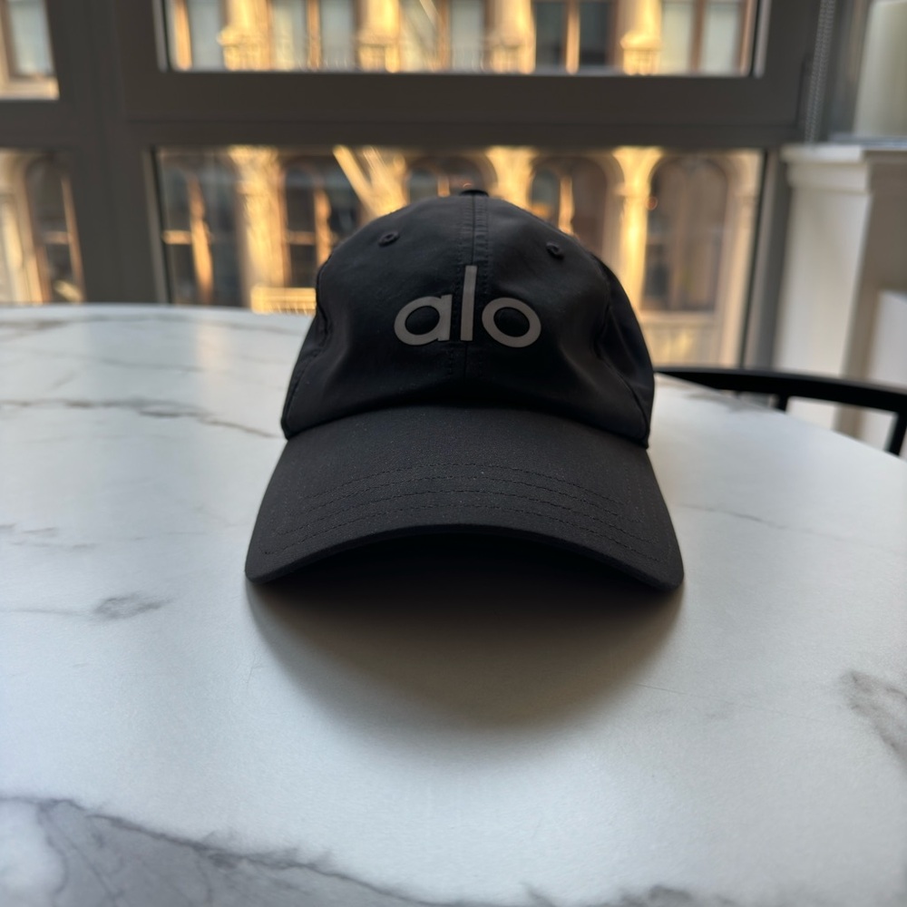 Alo hat